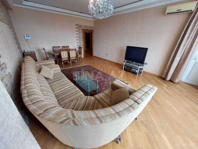 Сдаётся 3-комн. новостройка 130 м², м. Элмляр Академиясы, photo 4 from 22