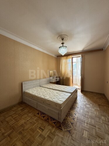 Сдаётся 3-комн. вторичка 80 м², м. Элмляр Академиясы, photo 8 from 16