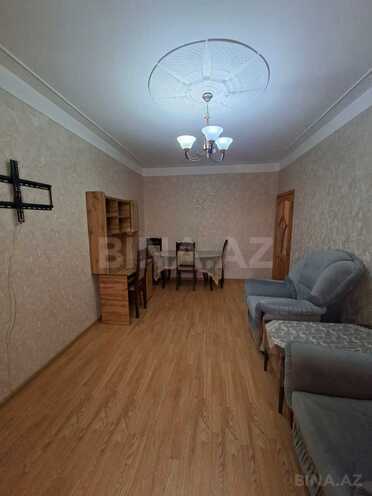 Satılır 2 otaqlı köhnə tikili 40 m², Xalqlar Dostluğu m., photo 1 from 13