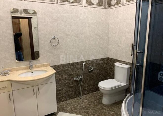 İcarəyə verilir 2 otaqlı yeni tikili 79 m², 28 May m., photo 6 from 9