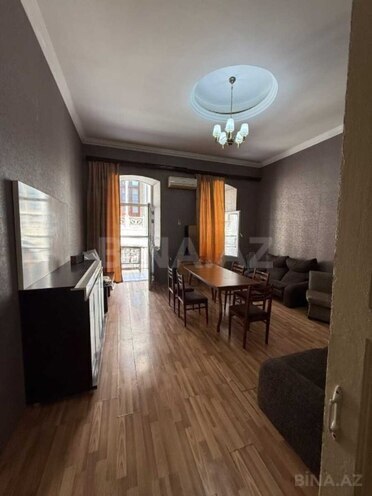 Продаётся 2-комн. вторичка 60 м², м. Ичеришехер, photo 5 from 12