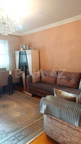 Satılır 3 otaqlı köhnə tikili 85.5 m², Qara Qarayev m., photo 1 from 17