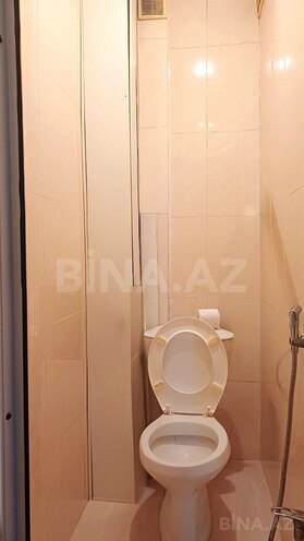 Satılır 3 otaqlı köhnə tikili 85.5 m², Qara Qarayev m., photo 16 from 17