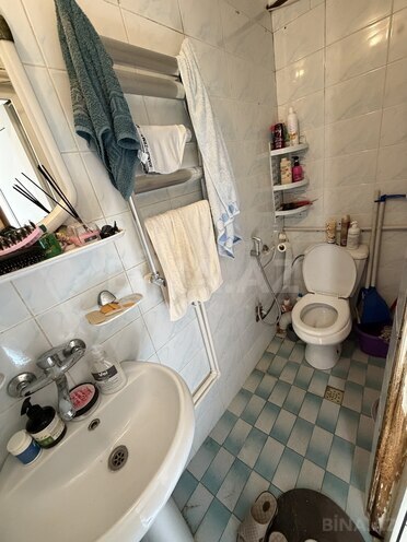 Satılır 2 otaqlı köhnə tikili 45 m², Sahil m., photo 12 from 13