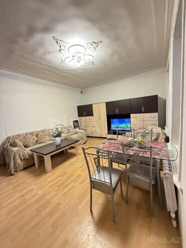 Satılır 2 otaqlı köhnə tikili 45 m², Sahil m., photo 6 from 13