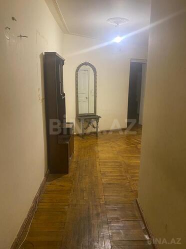 Сдаётся 3-комн. вторичка 70 м², м. Элмляр Академиясы, photo 4 from 10
