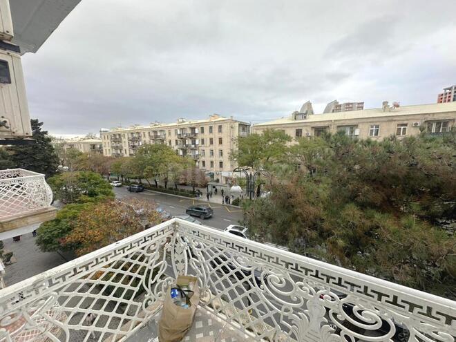 İcarəyə verilir 3 otaqlı köhnə tikili 140 m², Elmlər Akademiyası m., photo 16 from 20
