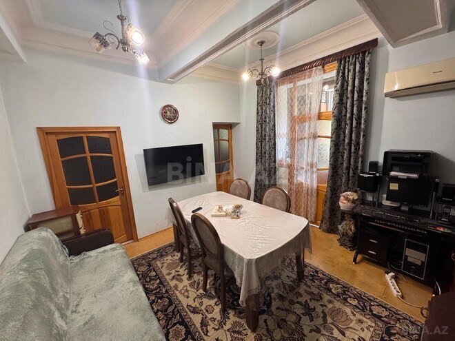 İcarəyə verilir 2 otaqlı köhnə tikili 55 m², Neftçilər m., photo 1 from 10