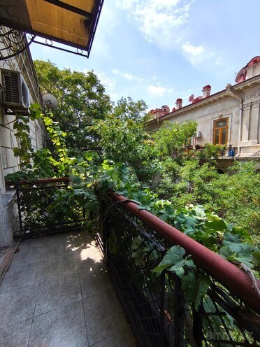 İcarəyə verilir 4 otaqlı köhnə tikili 120 m², Sahil m., photo 16 from 31