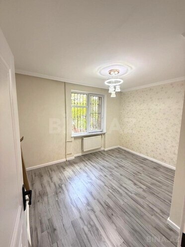 Продаётся 3-комн. вторичка 65 м², м. Нариман Нариманов, photo 4 from 15