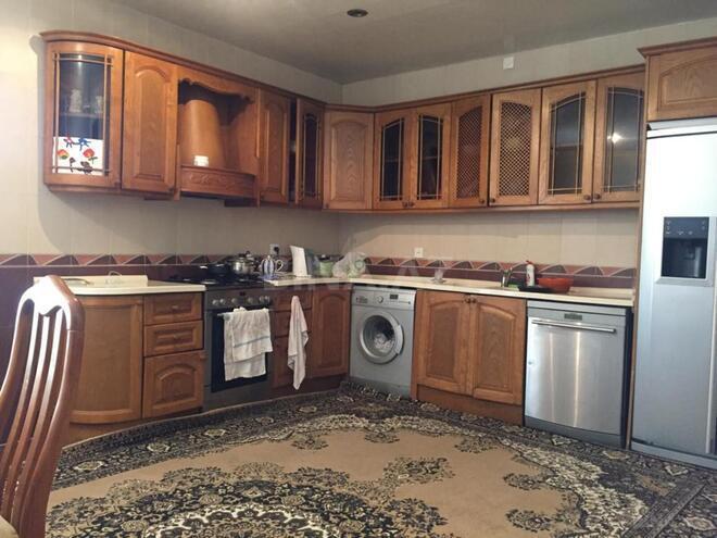 Satılır 10 otaqlı həyət evi/bağ evi 400 m², Badamdar q., photo 9 from 14