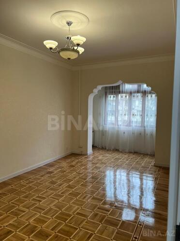 Продаётся 4-комн. вторичка 100 м², м. Ахмедлы, photo 1 from 12