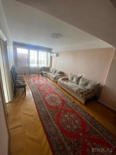 Satılır 3 otaqlı köhnə tikili 100 m², Gənclik m., photo 1 from 12