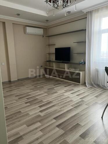 Сдаётся 2-комн. новостройка 90 м², м. Иншаатчылар, photo 1 from 10