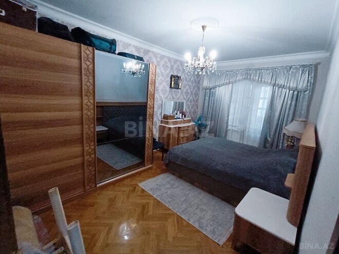 Satılır 5 otaqlı köhnə tikili 130 m², 8-ci mikrorayon q., photo 6 from 18