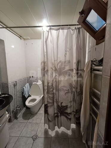 Satılır 5 otaqlı köhnə tikili 130 m², 8-ci mikrorayon q., photo 16 from 18
