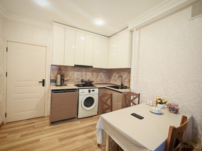 Satılır 2 otaqlı köhnə tikili 60 m², Yeni Yasamal q., photo 12 from 24