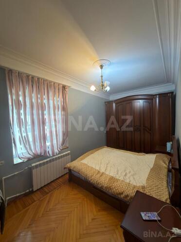 Продаётся 2-комн. вторичка 60 м², м. Элмляр Академиясы, photo 3 from 10