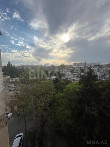 Продаётся 2-комн. вторичка 60 м², м. Элмляр Академиясы, photo 8 from 10