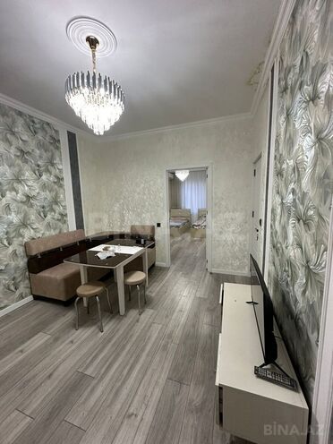 Satılır 2 otaqlı köhnə tikili 55 m², Memar Əcəmi m., photo 3 from 12