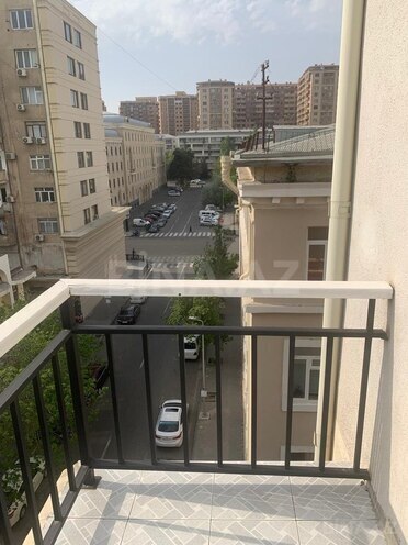 İcarəyə verilir 2 otaqlı köhnə tikili 60 m², 28 May m., photo 8 from 25