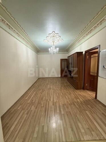 Satılır 2 otaqlı köhnə tikili 55 m², Memar Əcəmi m., photo 3 from 12
