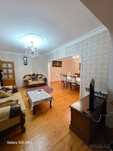 Satılır 4 otaqlı köhnə tikili 130 m², Nəsimi m., photo 1 from 16