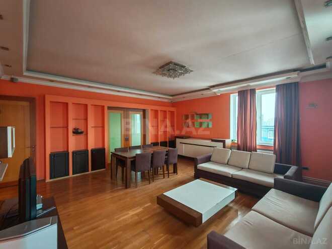 Продаётся 3-комн. новостройка 136 м², м. Низами, photo 4 from 17