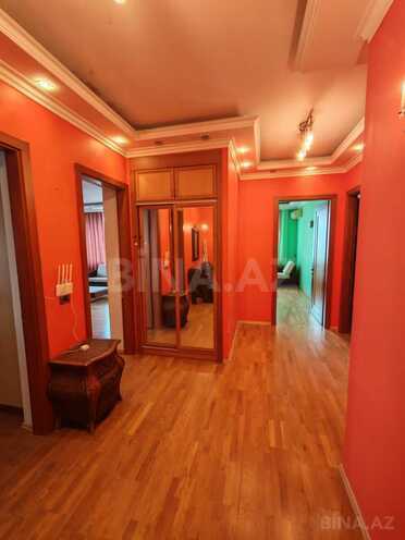 Продаётся 3-комн. новостройка 136 м², м. Низами, photo 5 from 17