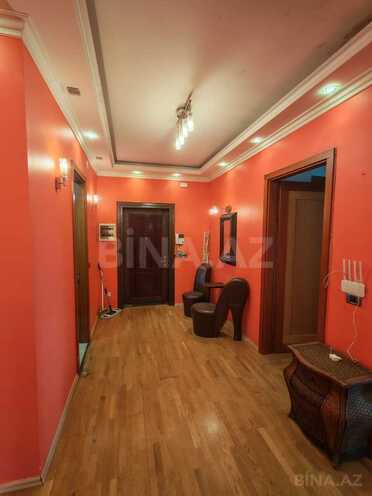 Продаётся 3-комн. новостройка 136 м², м. Низами, photo 12 from 17