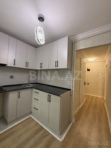 Продаётся 2-комн. вторичка 55 м², м. Кара Караев, photo 12 from 19