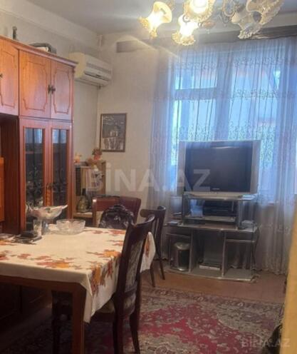 Satılır 3 otaqlı köhnə tikili 85 m², Xalqlar Dostluğu m., photo 3 from 6
