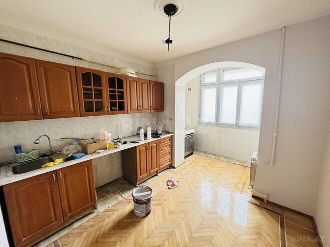 Satılır 3 otaqlı köhnə tikili 85 m², Xalqlar Dostluğu m., photo 9 from 14