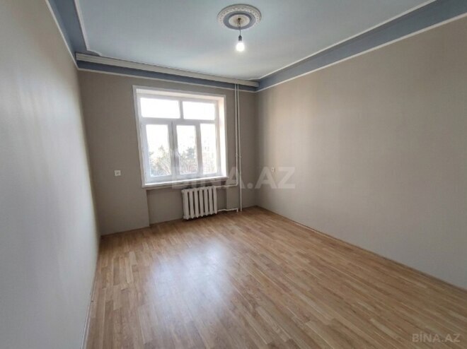 Продаётся 3-комн. вторичка 60 м², м. Халглар Достлугу, photo 4 from 9