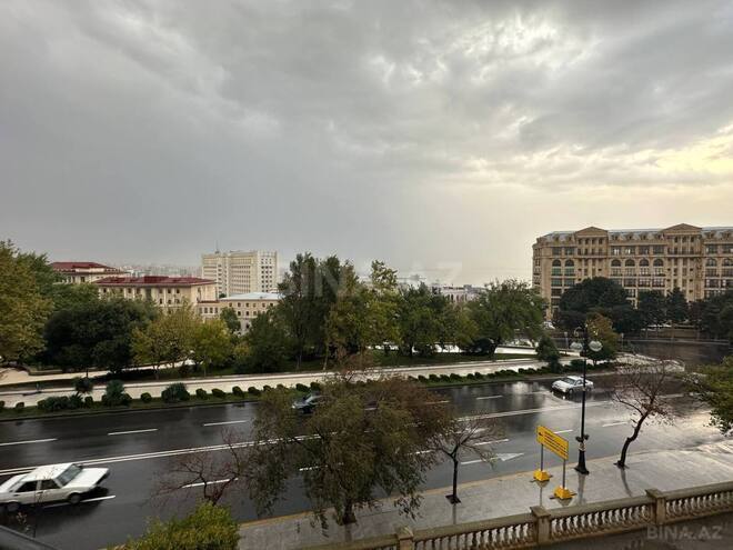 Satılır 3 otaqlı köhnə tikili 48 m², İçəri Şəhər m., photo 18 from 20