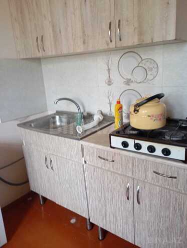 Сдаётся 1-комн. вторичка 45 м², м. Нефтчиляр, photo 7 from 13