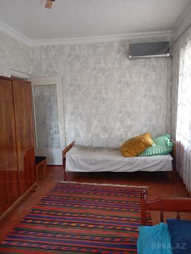Сдаётся 1-комн. вторичка 45 м², м. Нефтчиляр, photo 1 from 13