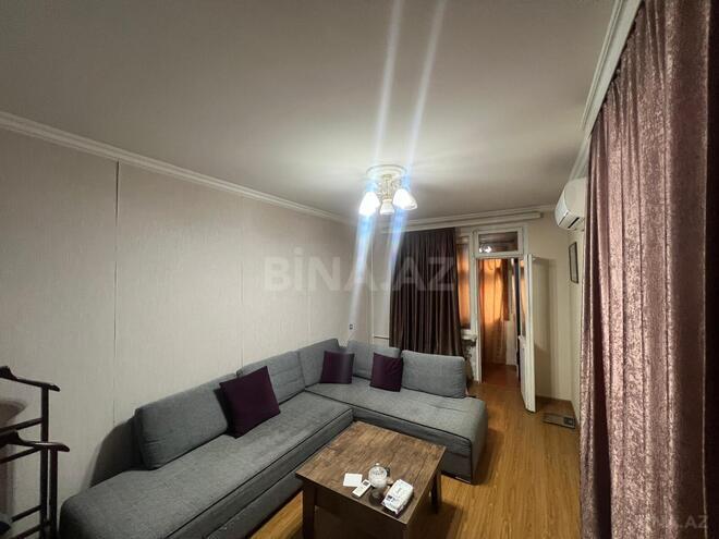 Satılır 1 otaqlı köhnə tikili 45 m², Neftçilər m., photo 3 from 9
