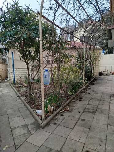 İcarəyə verilir 7 otaqlı həyət evi/bağ evi 300 m², Yeni Yasamal q., photo 29 from 31