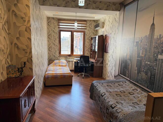 Продаётся 3-комн. вторичка 85 м², Насиминский  р., photo 4 from 18