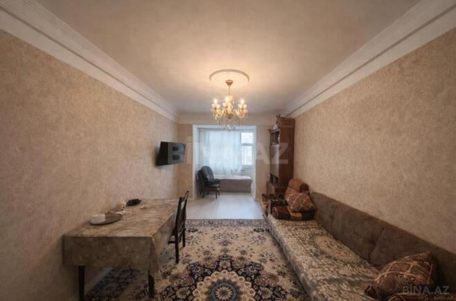 Продаётся 2-комн. вторичка 55 м², м. Бакмил, photo 1 from 9