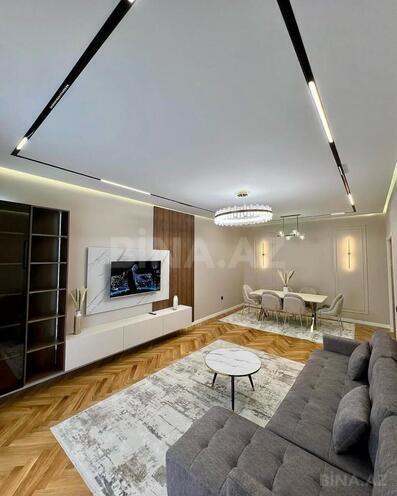 Сдаётся 2-комн. новостройка 105 м², м. 8 ноября, photo 3 from 19