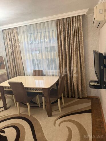 Сдаётся 3-комн. вторичка 70 м², м. Нариман Нариманов, photo 3 from 10