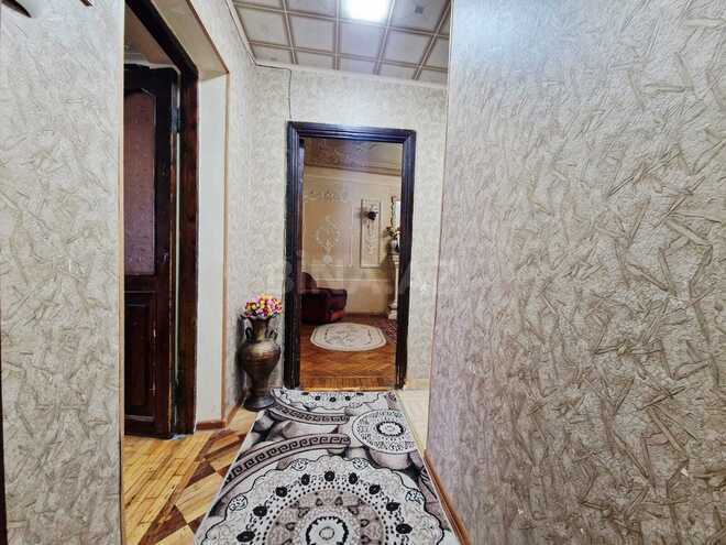 Продаётся 3-комн. вторичка 70 м², м. Нефтчиляр, photo 14 from 16