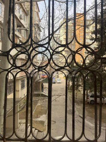 Продаётся 1-комн. вторичка 50 м², м. Гянджлик, photo 4 from 13
