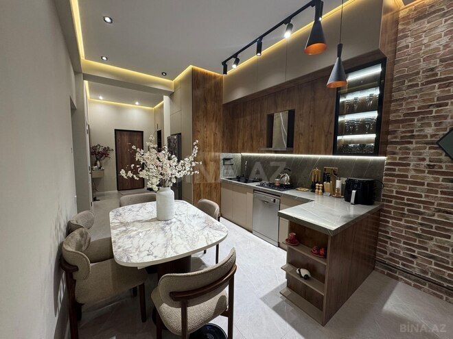 Сдаётся 3-комн. новостройка 95 м², м. 28 мая, photo 1 from 24