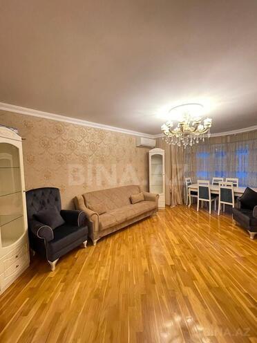 Сдаётся 2-комн. новостройка 100 м², м. 8 ноября, photo 3 from 18