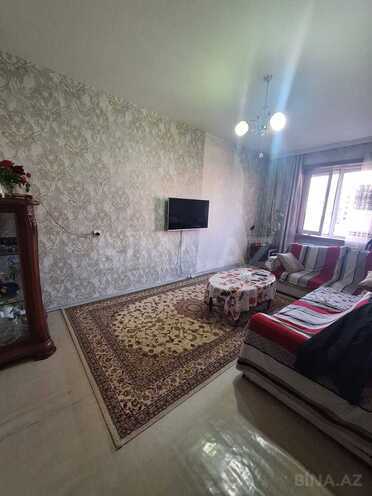 Продаётся 3-комн. вторичка 70 м², м. Нариман Нариманов, photo 1 from 17