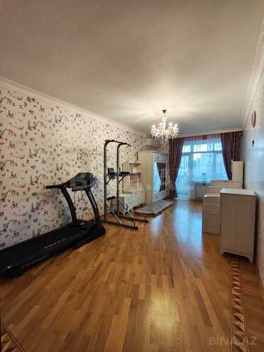 İcarəyə verilir 4 otaqlı yeni tikili 200 m², 28 May m., photo 13 from 32
