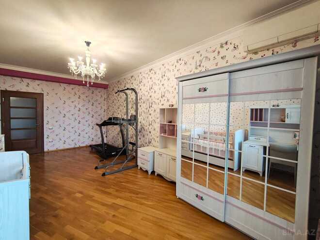İcarəyə verilir 4 otaqlı yeni tikili 200 m², 28 May m., photo 15 from 32